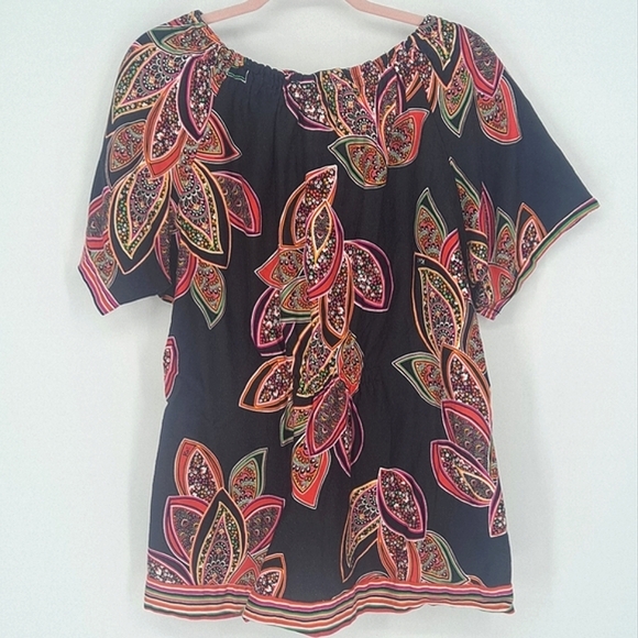 Stunning 100% Cotton Top from Koi by Kathy Peterson - Picture 8 of 12